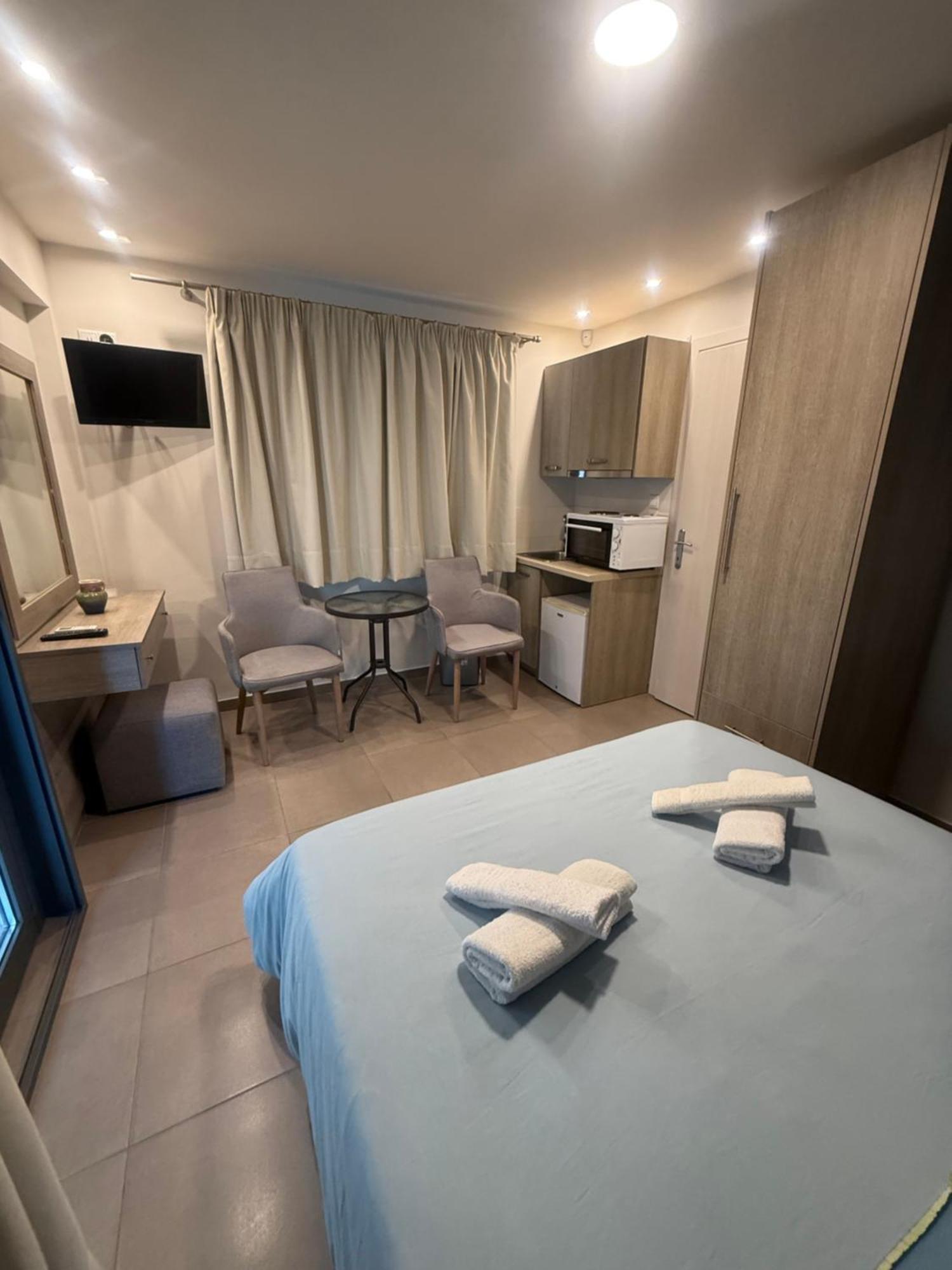 Aqua Mare Luxury Apartments Paralia Katerinis Room photo